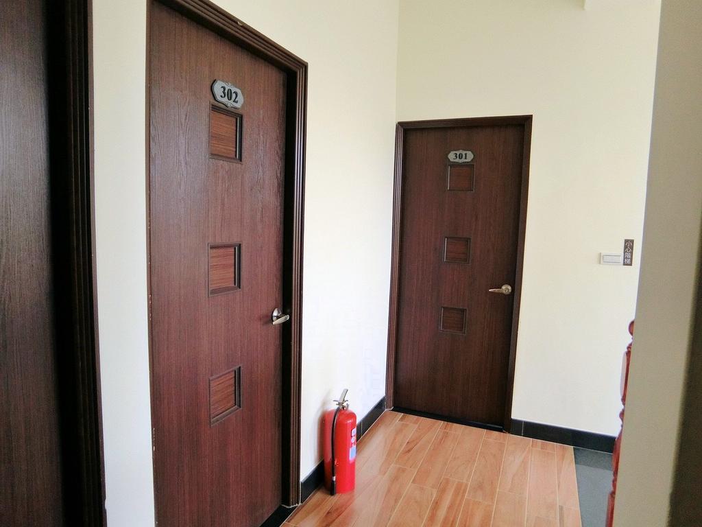 Ferry Bow Apartment Жинченг Екстериор снимка