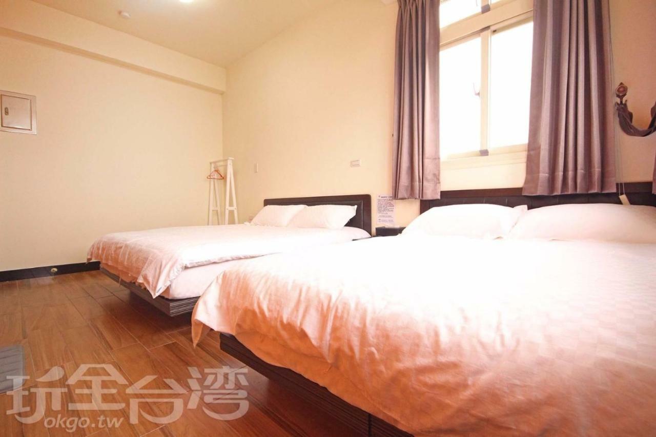 Ferry Bow Apartment Жинченг Екстериор снимка