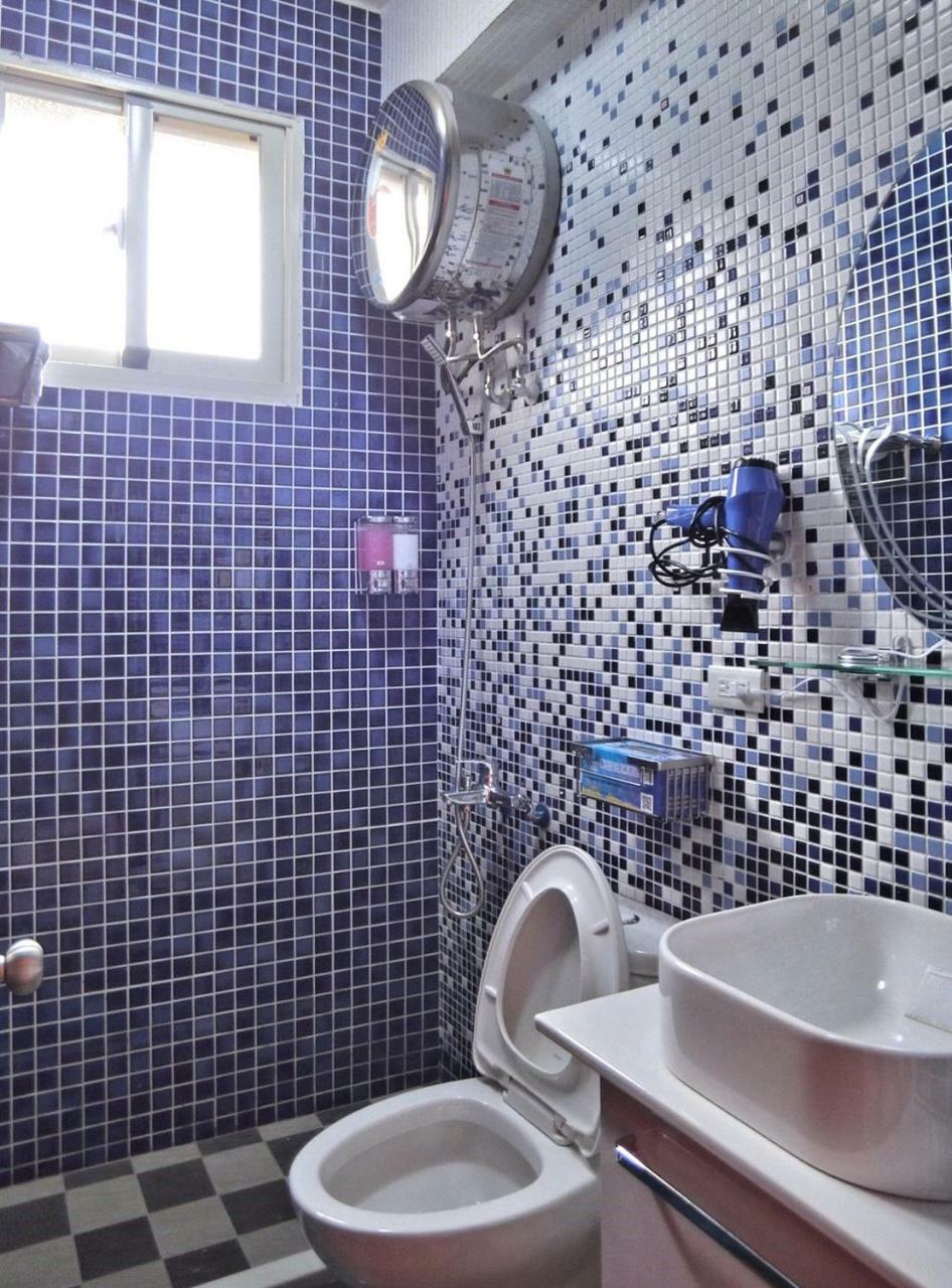 Ferry Bow Apartment Жинченг Екстериор снимка