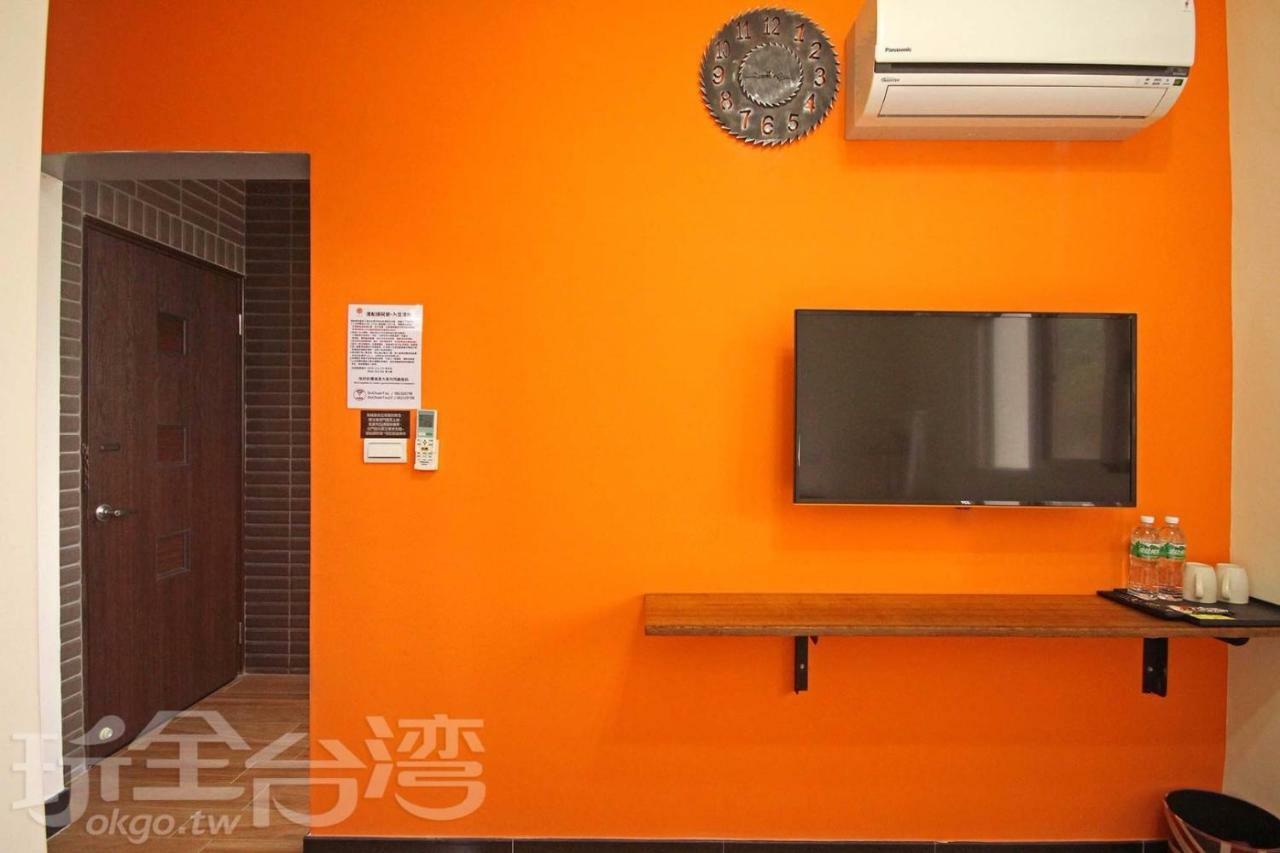Ferry Bow Apartment Жинченг Екстериор снимка