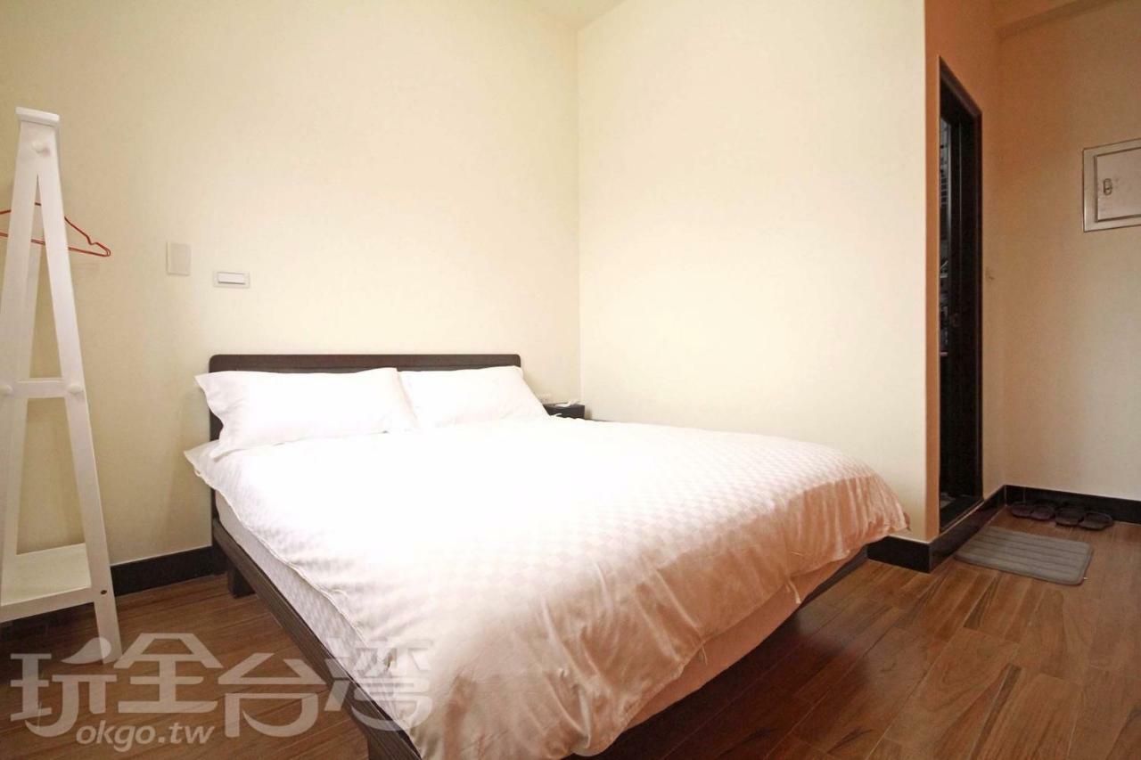 Ferry Bow Apartment Жинченг Екстериор снимка