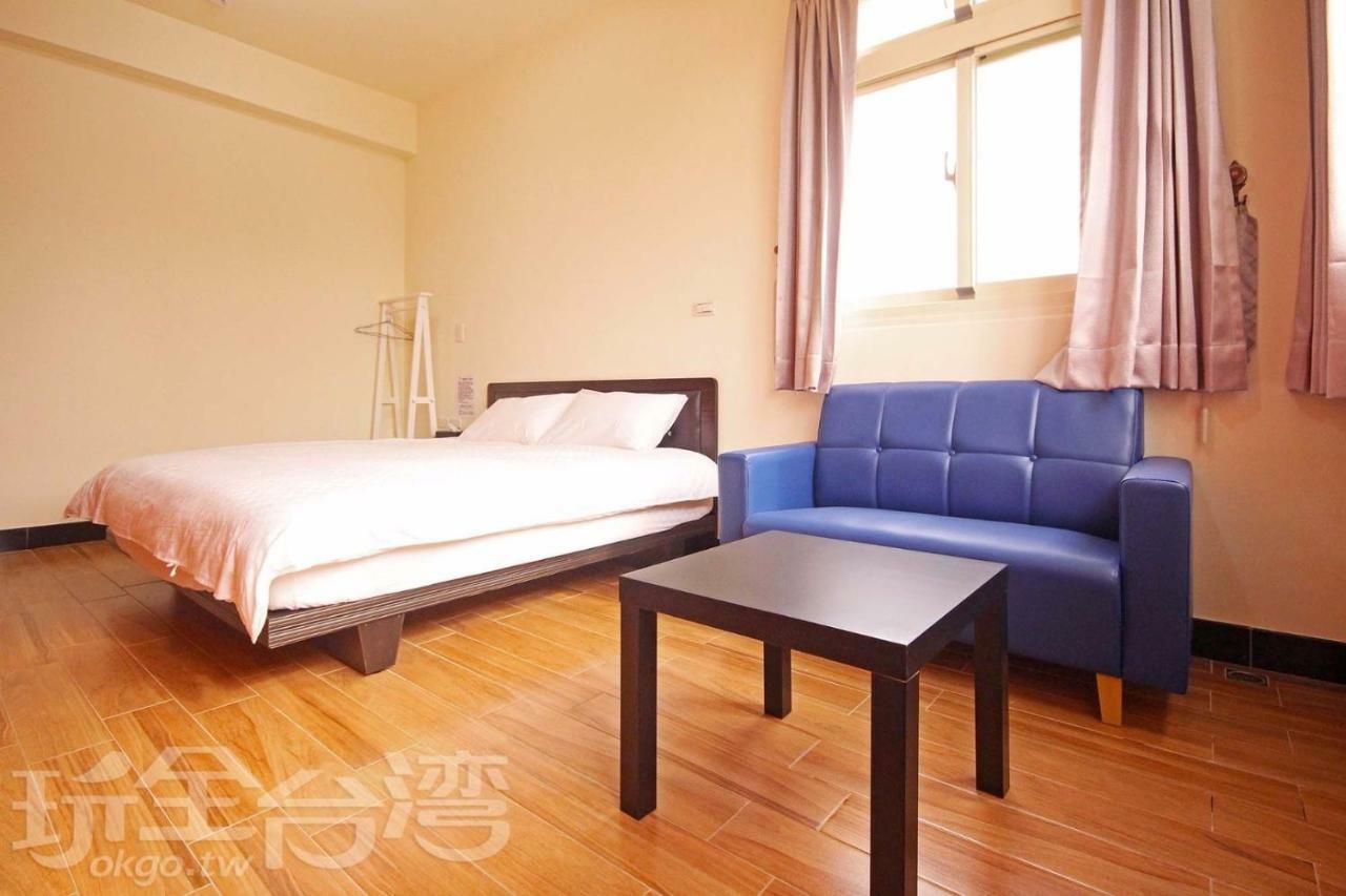 Ferry Bow Apartment Жинченг Екстериор снимка